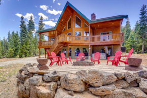 Duck Creek Village Cabin with Deck and Private Hot Tub